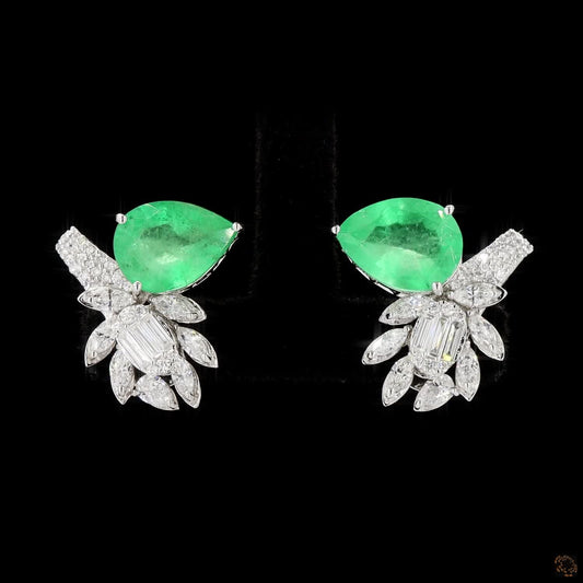 Emerald Diamond Earrings in 18KT White Gold