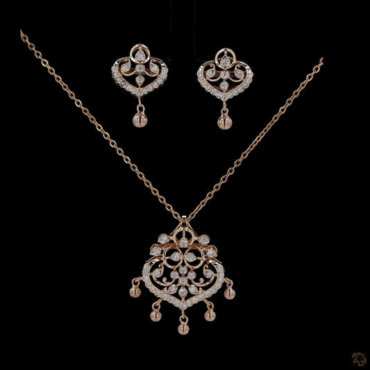 Diamond Pendant Set in 18KT Yellow Gold