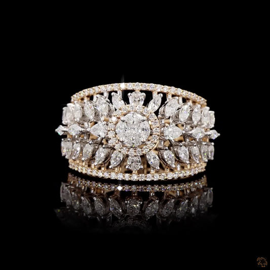 Diamond Ring in 18KT Yellow Gold
