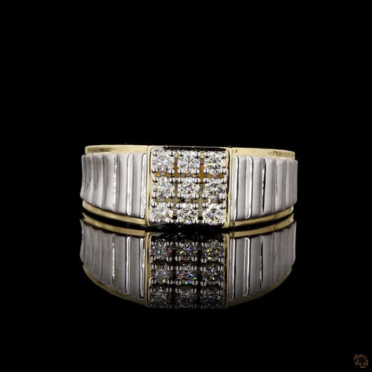 Diamond Ring in 18KT Yellow Gold