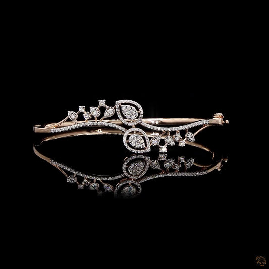 Diamond Bracelet in 18KT Yellow Gold