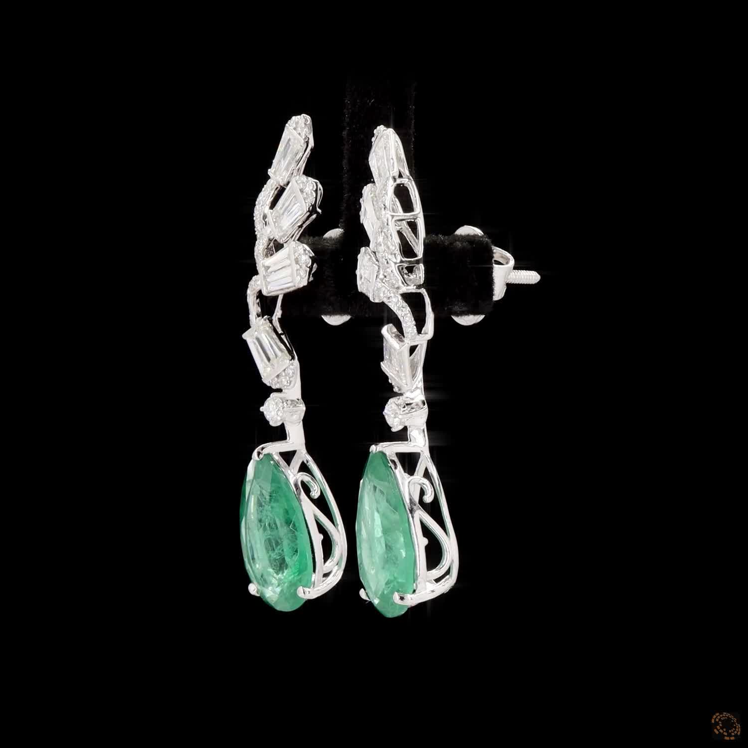 Emerald Diamond Earrings in 18KT White Gold