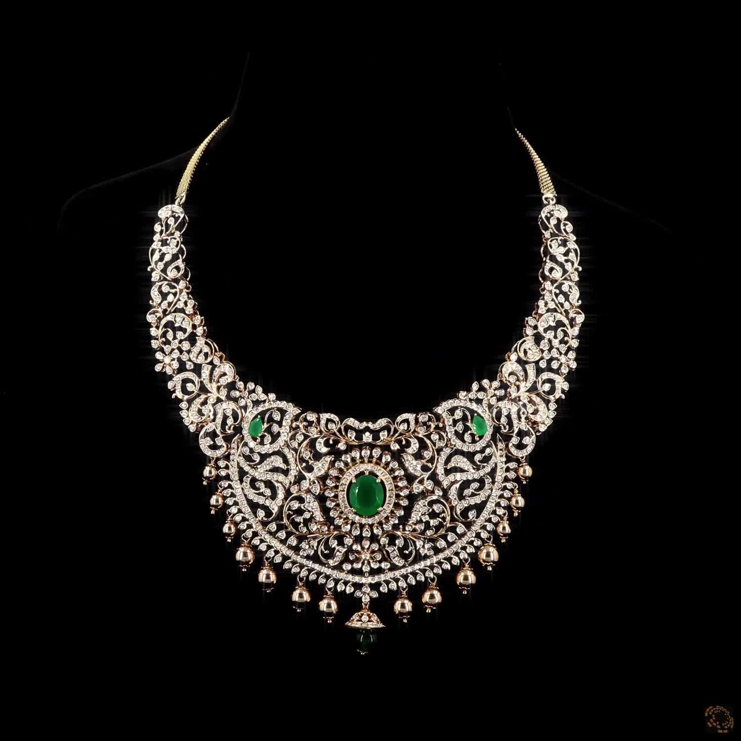 Emerald Diamond Necklace in 18KT Yellow Gold