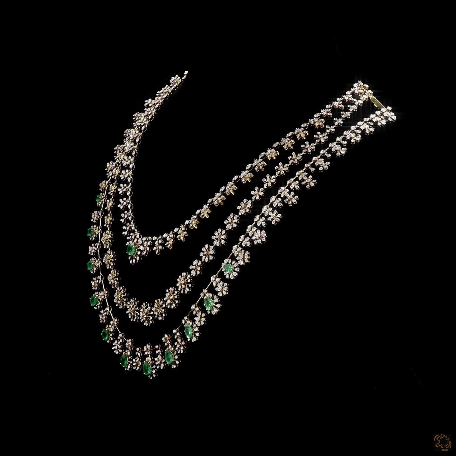 Emerald Diamond Necklace in 18KT Yellow Gold