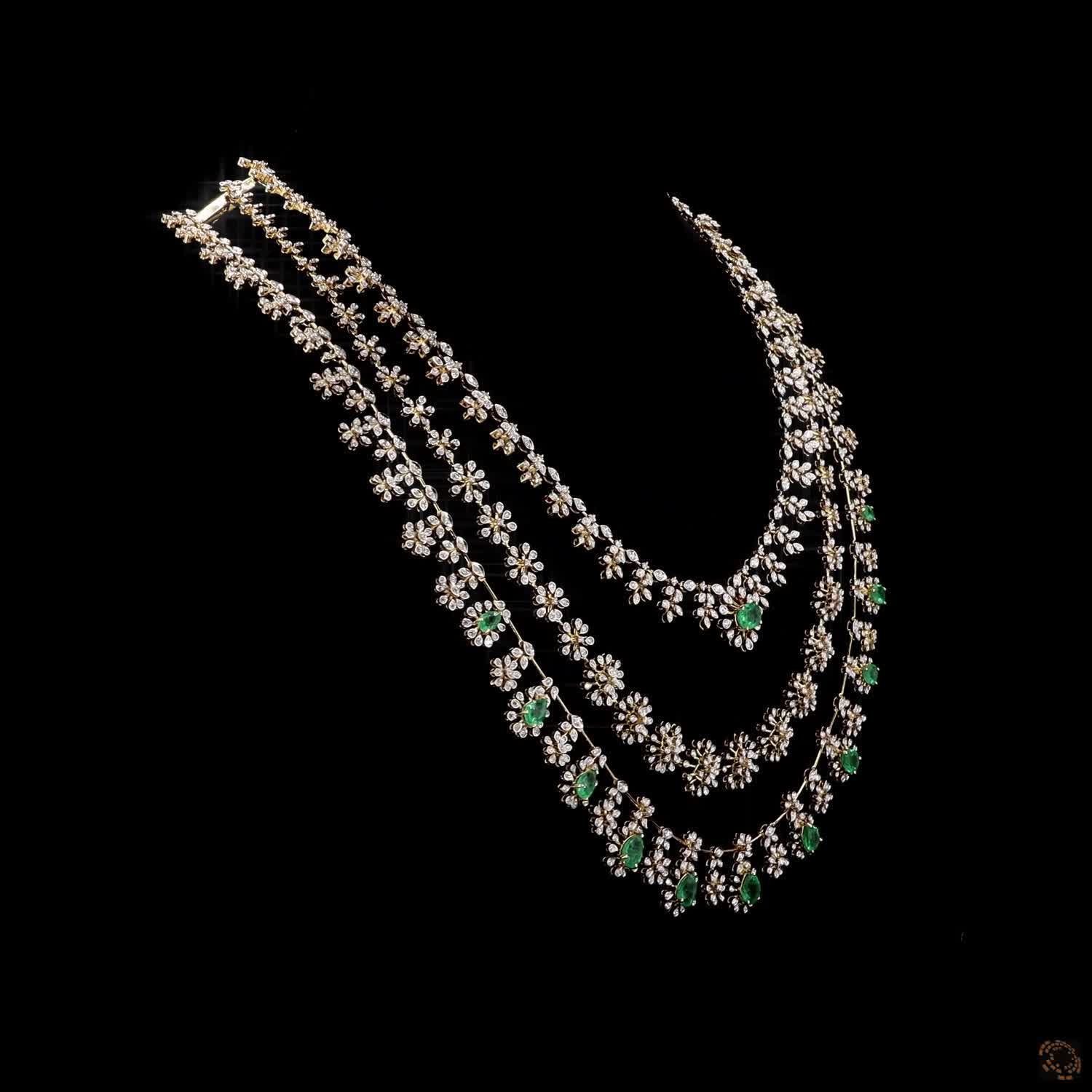 Emerald Diamond Necklace in 18KT Yellow Gold