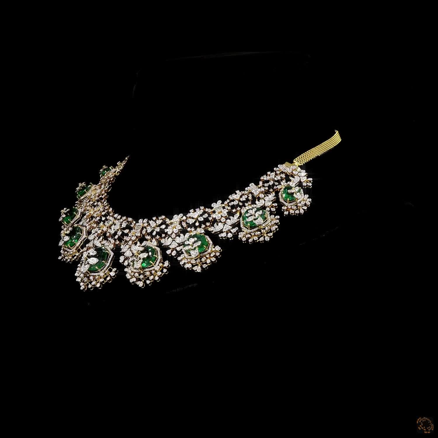 Emerald Diamond Necklace in 18KT Yellow Gold