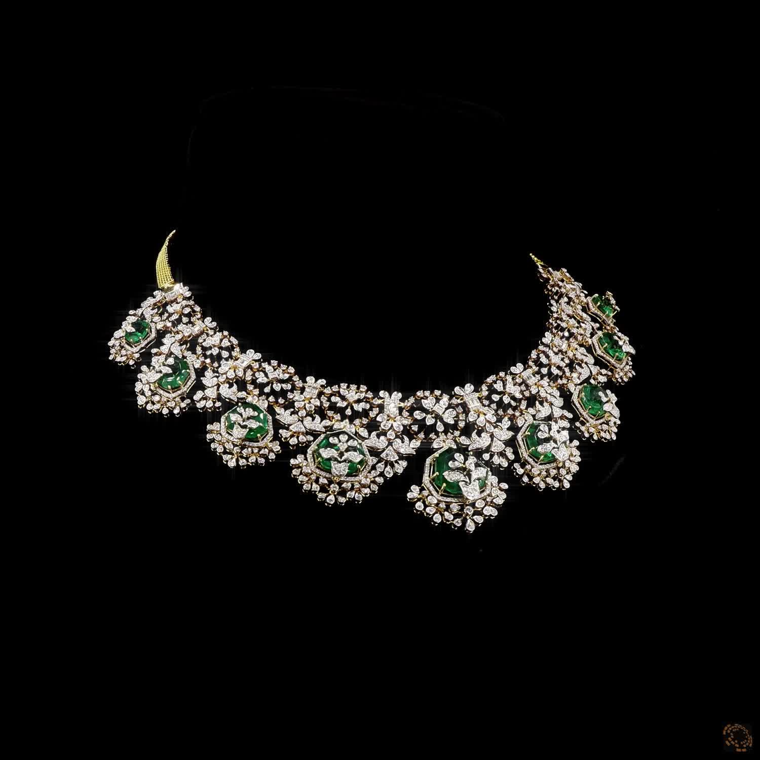 Emerald Diamond Necklace in 18KT Yellow Gold