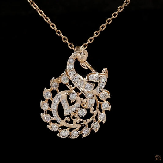 Diamond Pendant in 18KT Yellow Gold
