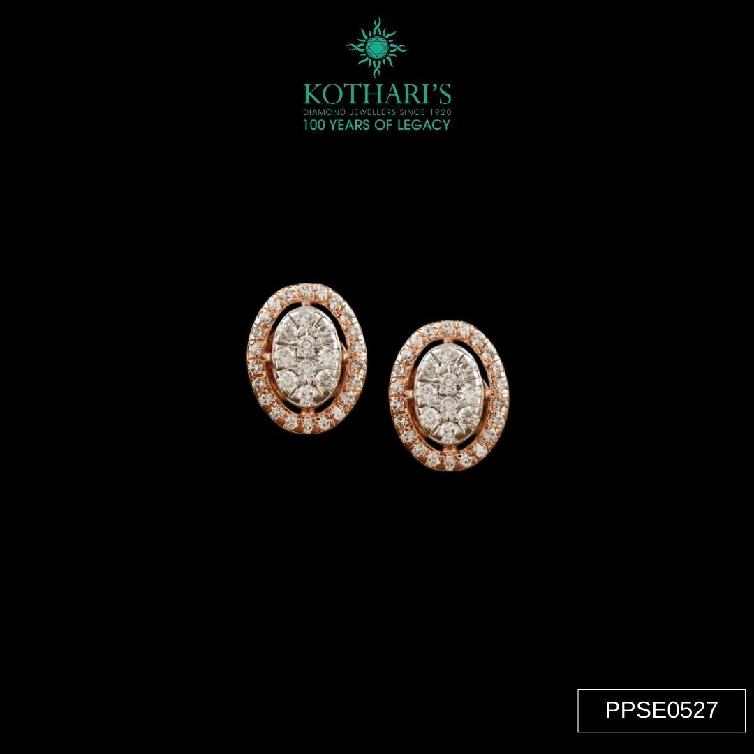 Diamond Pendant Set in 14KT Yellow Gold