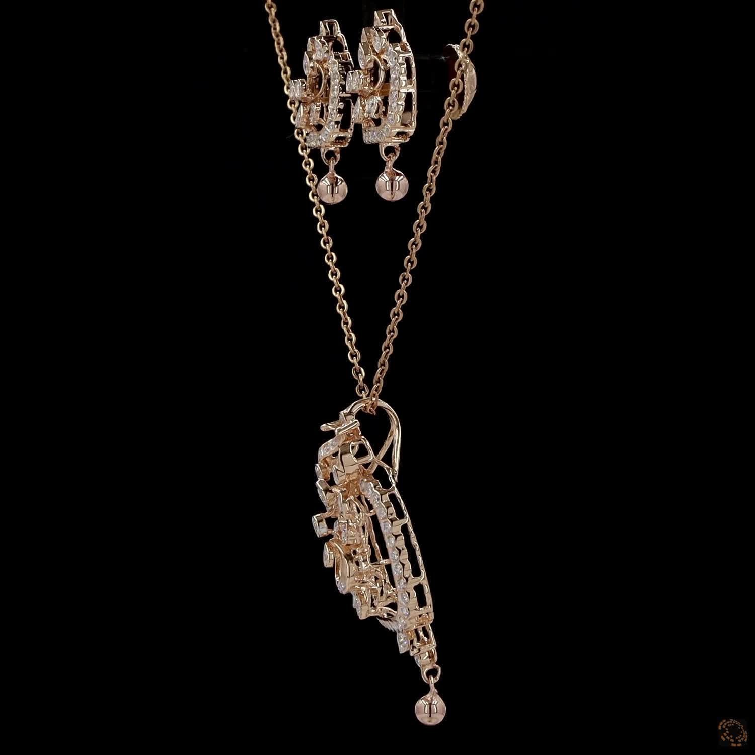 Diamond Pendant Set in 18KT Yellow Gold