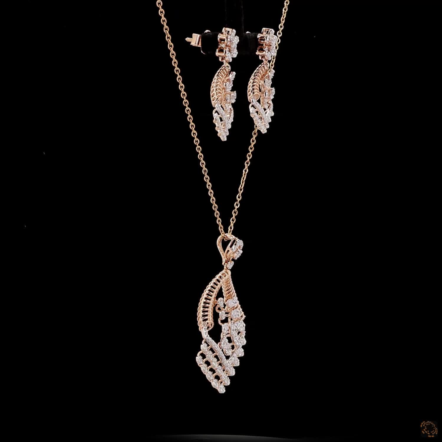 Diamond Pendant Set in 18KT Yellow Gold