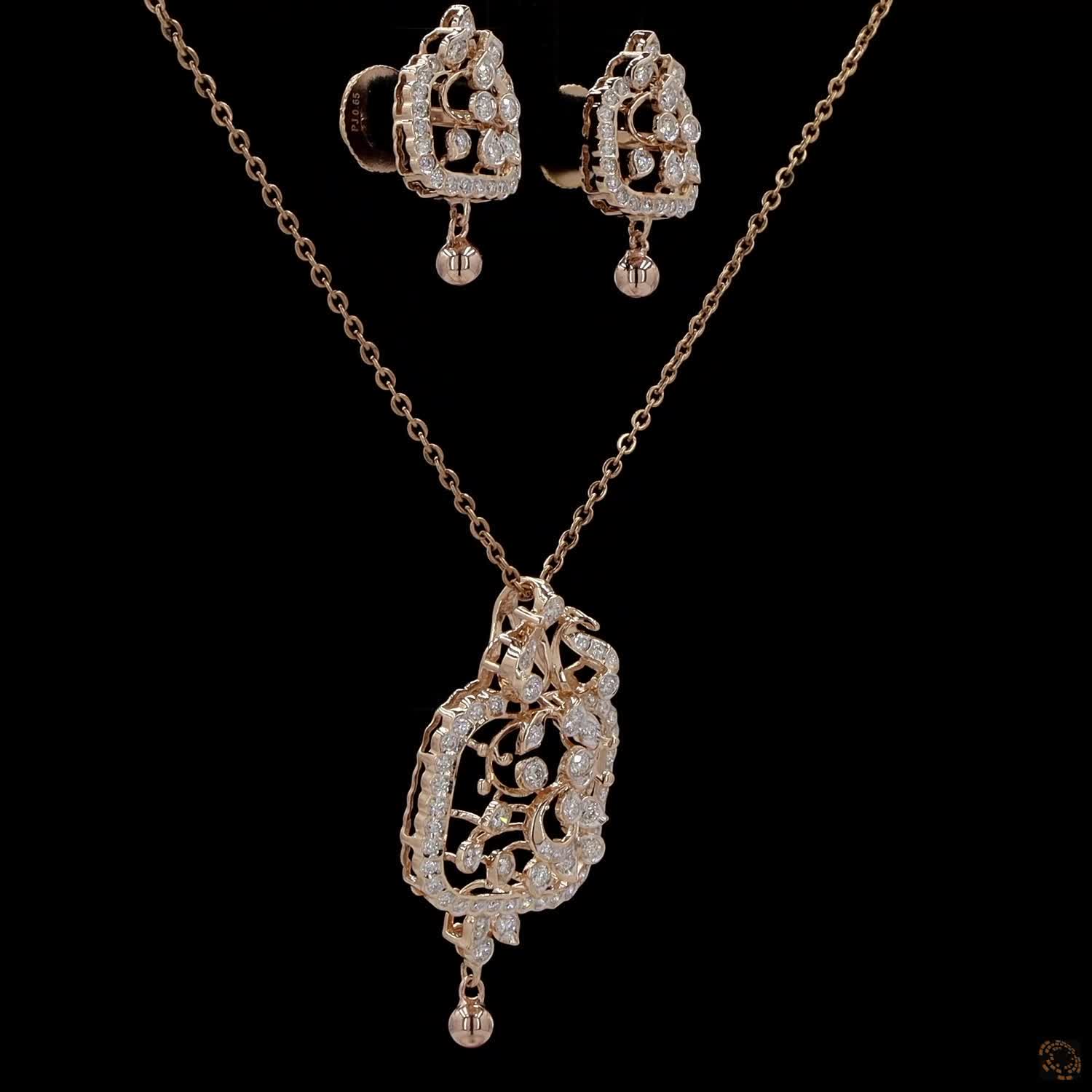 Diamond Pendant Set in 18KT Yellow Gold