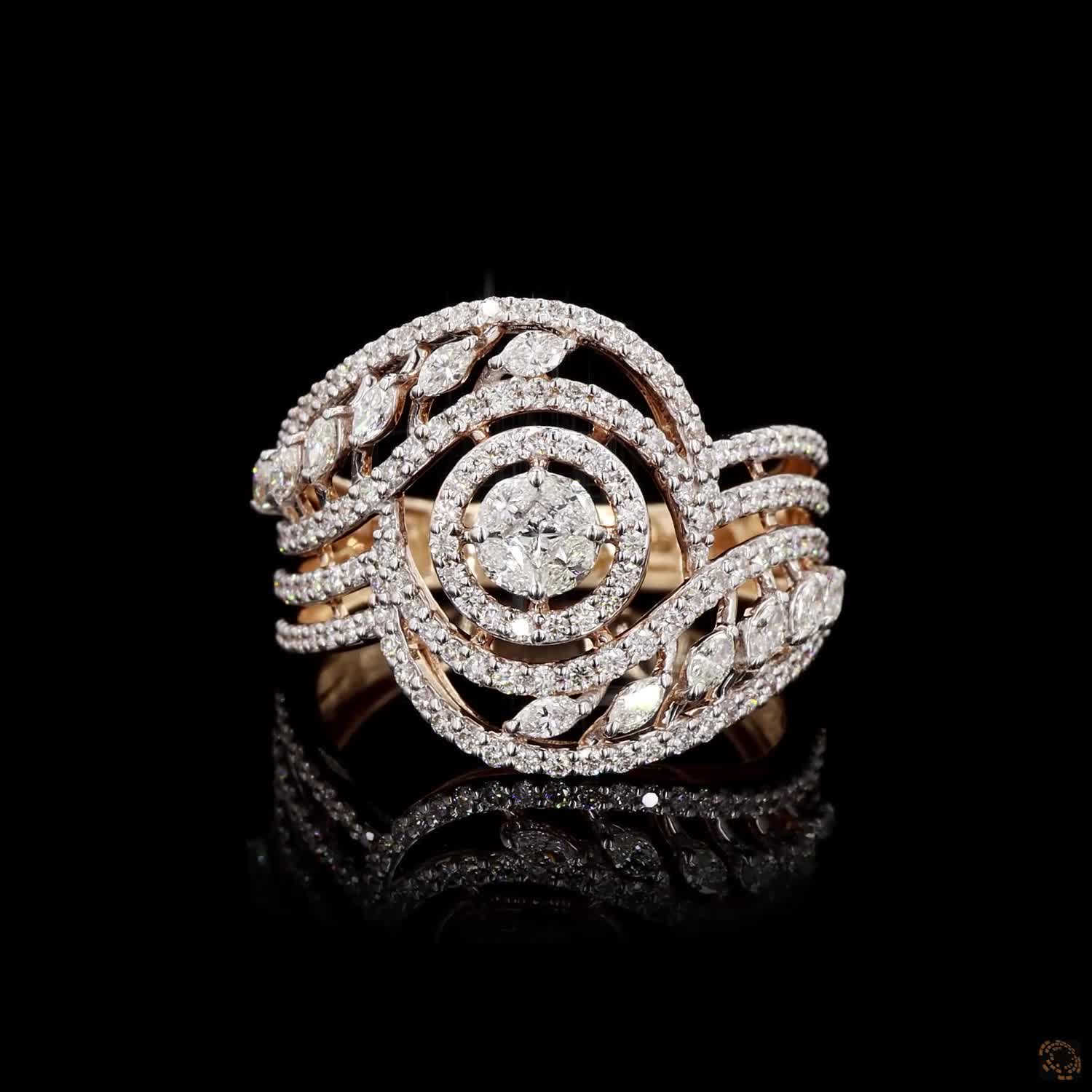 Diamond Ring in 18KT Yellow Gold