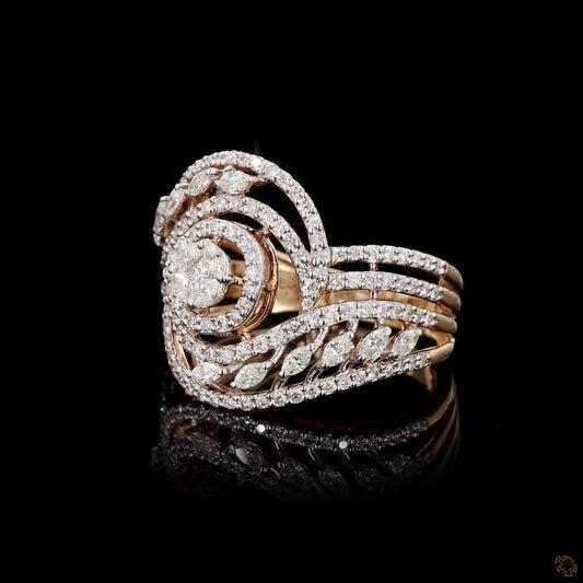 Diamond Ring in 18KT Yellow Gold