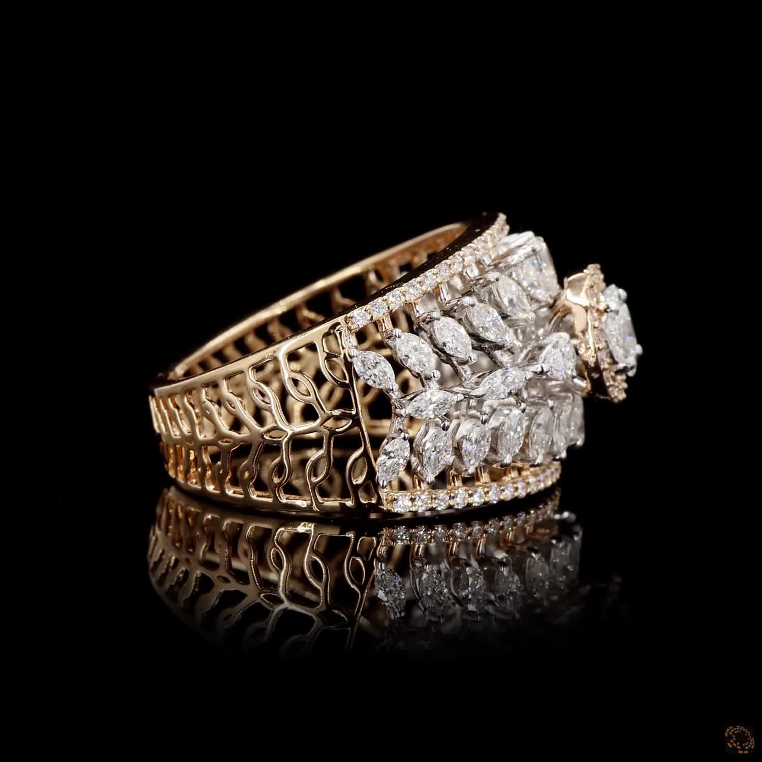 Diamond Ring in 18KT Yellow Gold