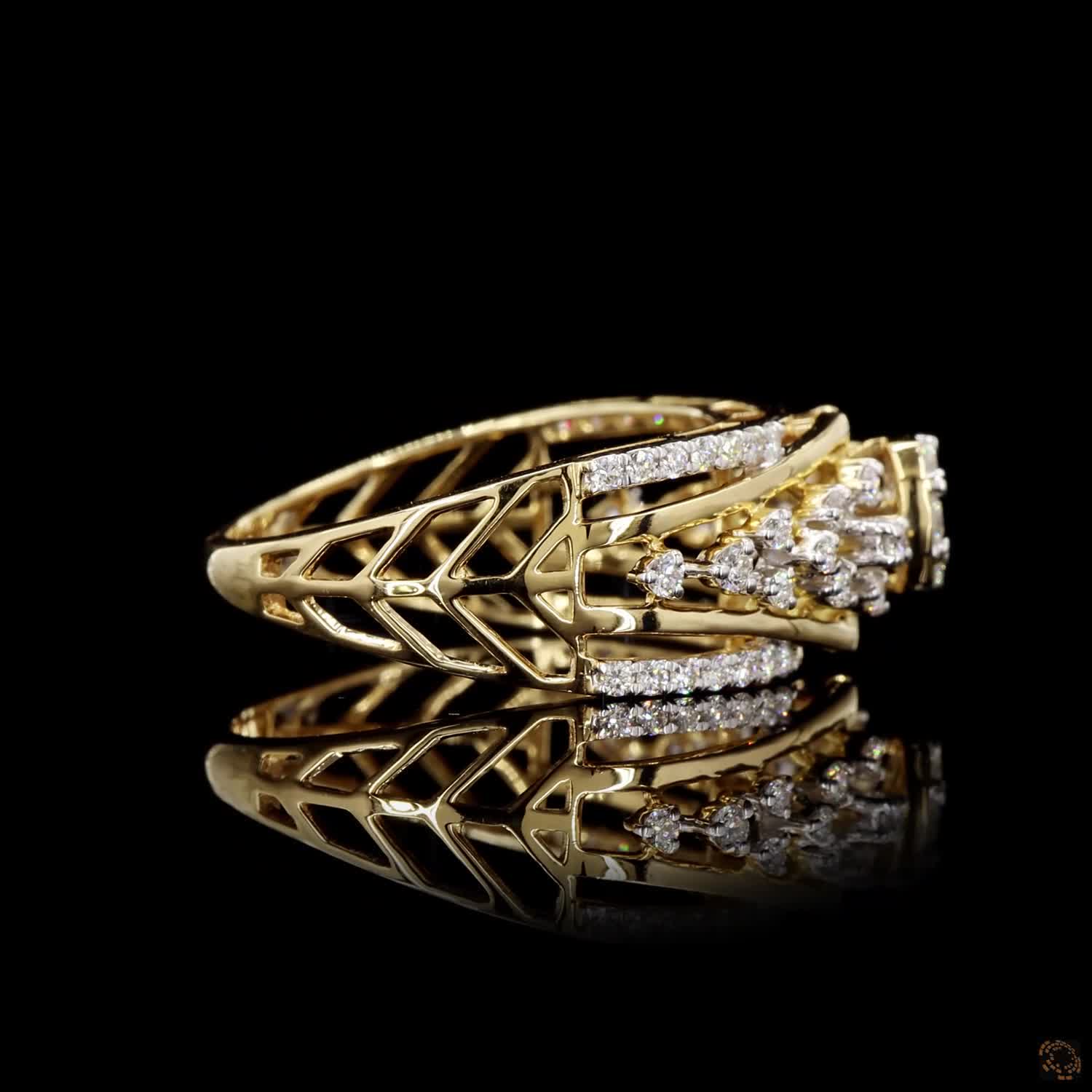 Diamond Ring in 18KT Yellow Gold