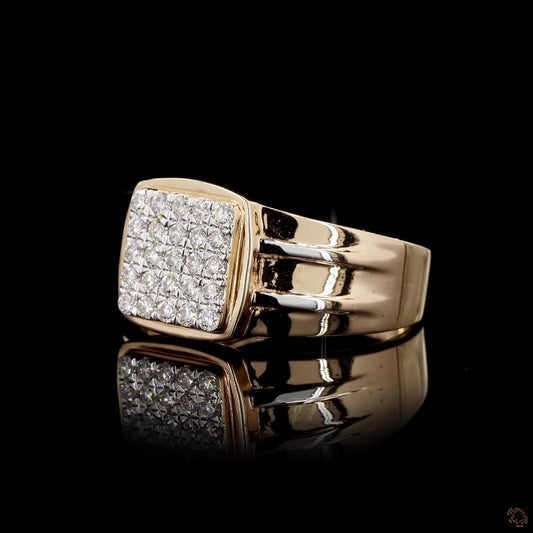 Diamond Ring in 18KT Yellow Gold