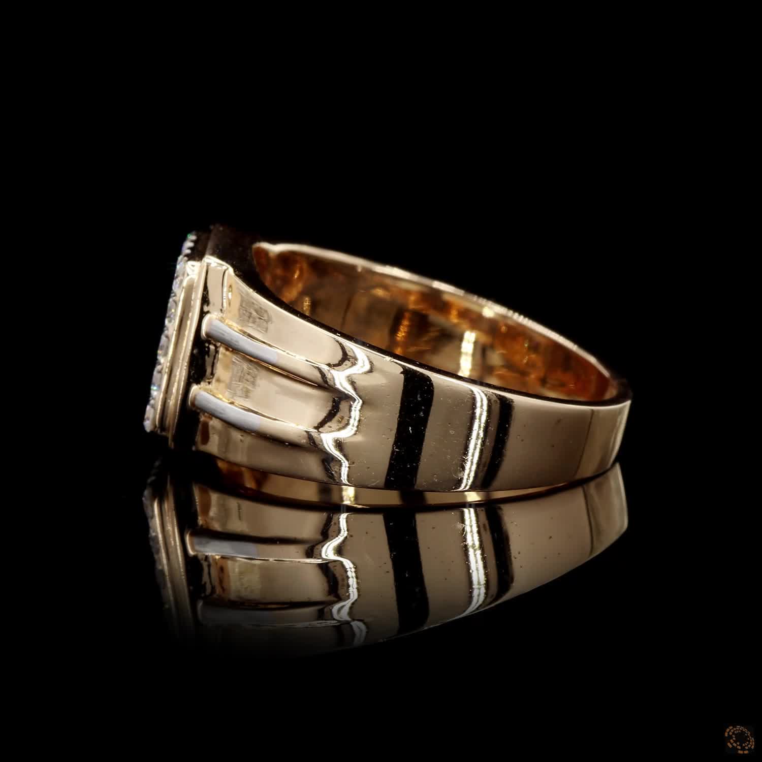 Diamond Ring in 18KT Yellow Gold