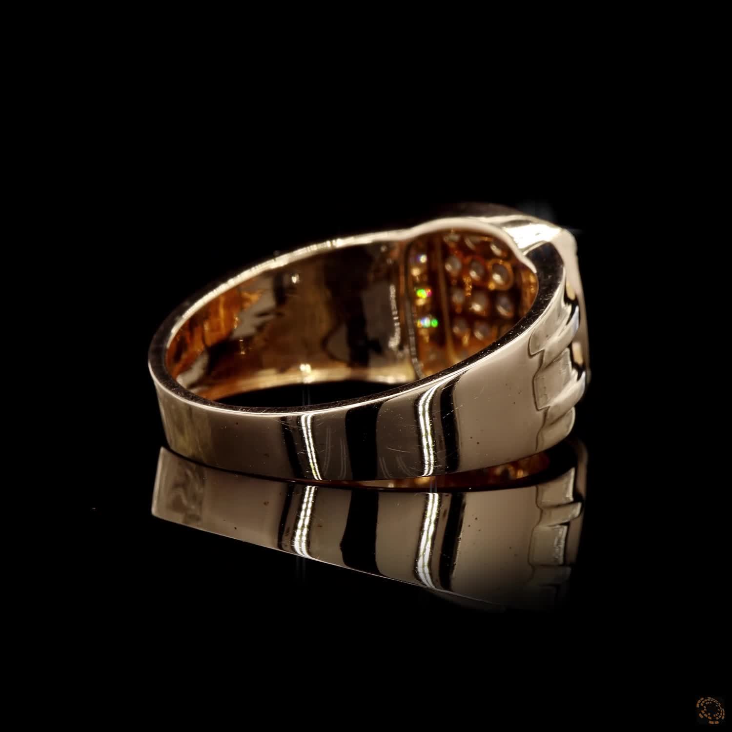 Diamond Ring in 18KT Yellow Gold