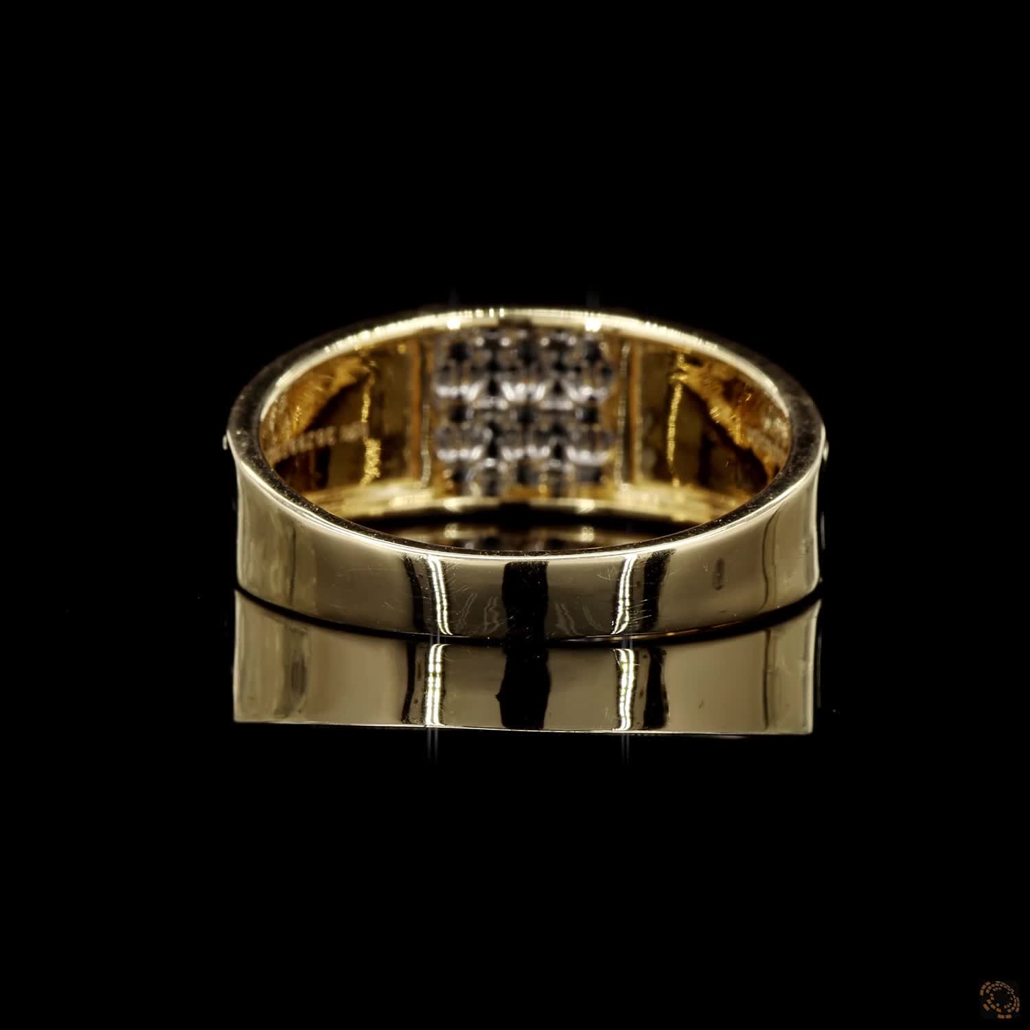 Diamond Ring in 18KT Yellow Gold