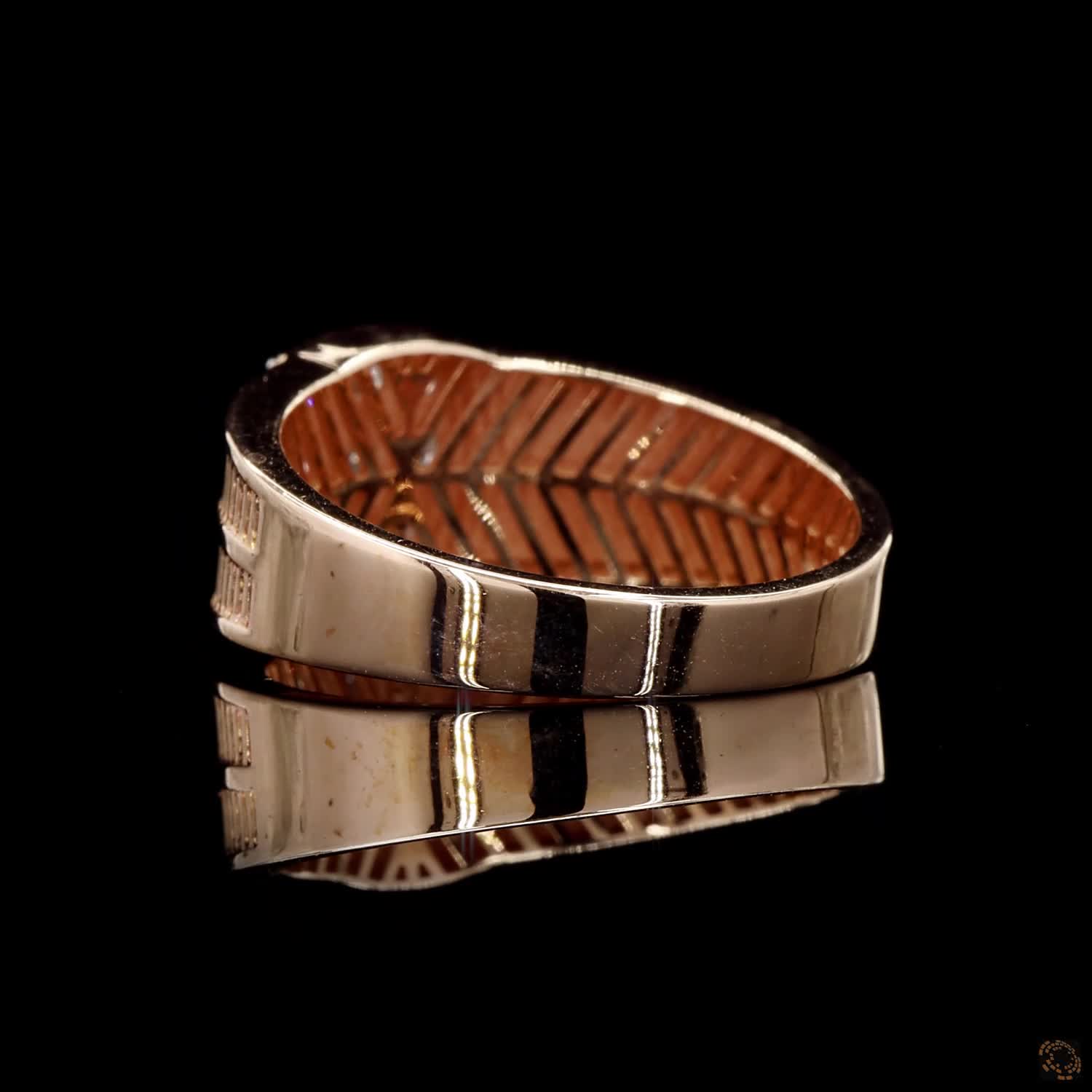 Diamond Ring in 18KT Yellow Gold