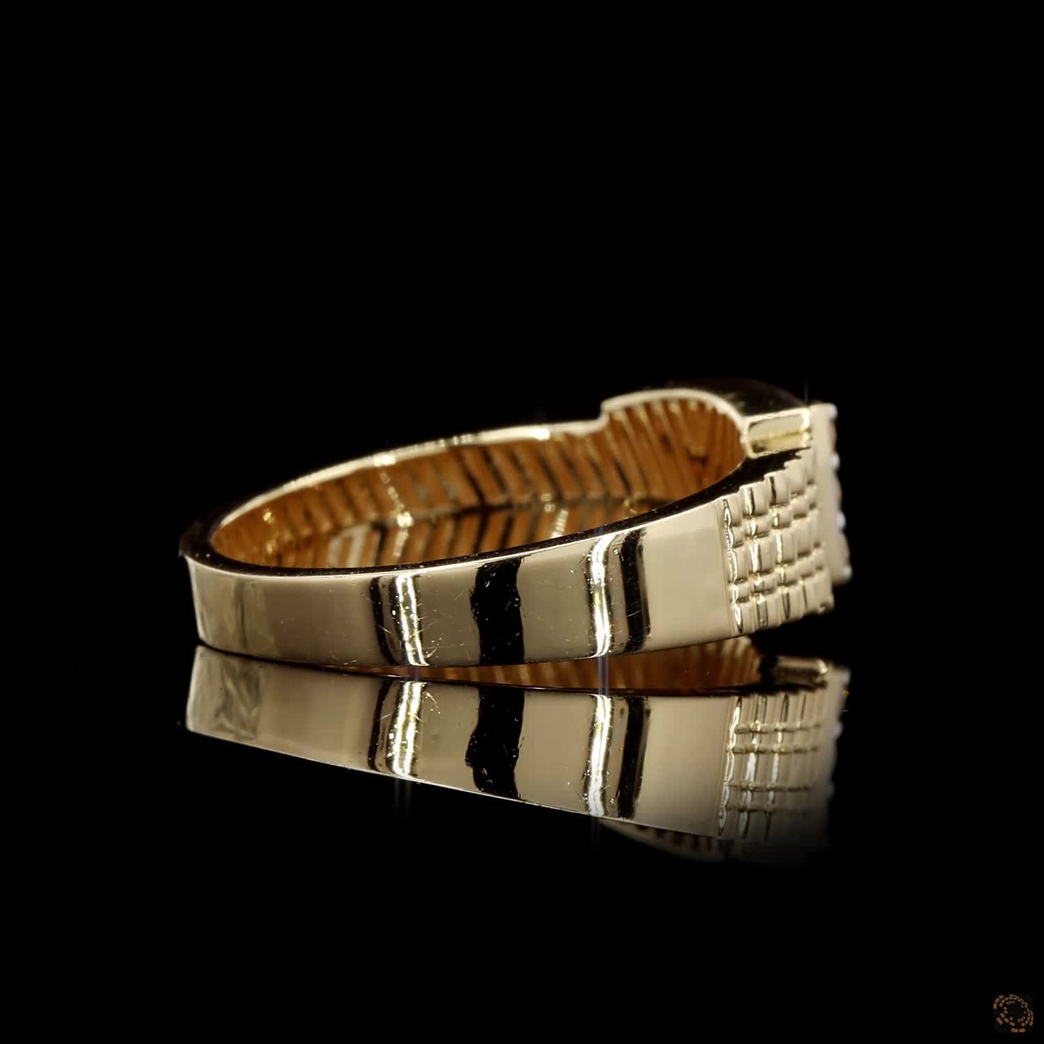 Diamond Ring in 18KT Yellow Gold