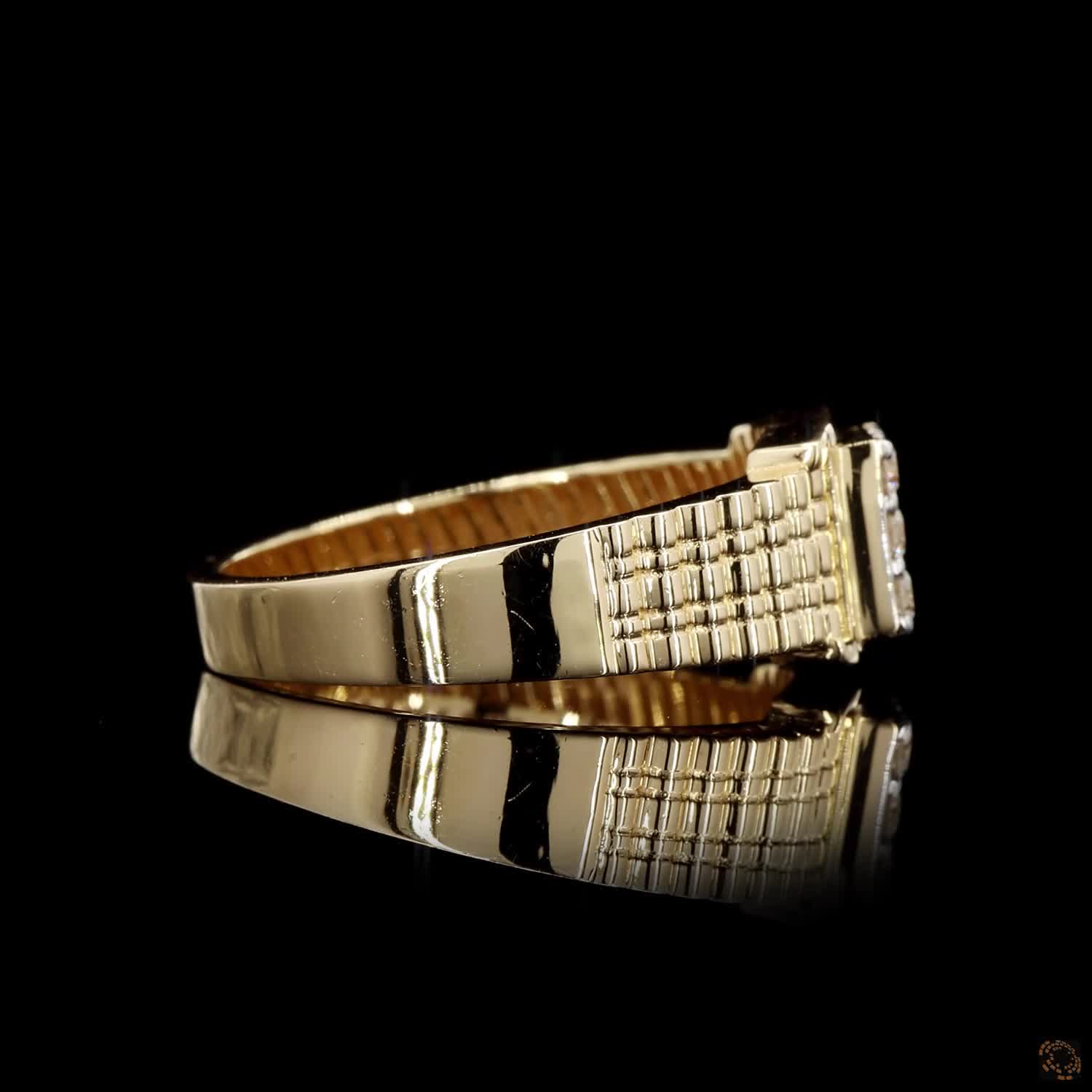 Diamond Ring in 18KT Yellow Gold